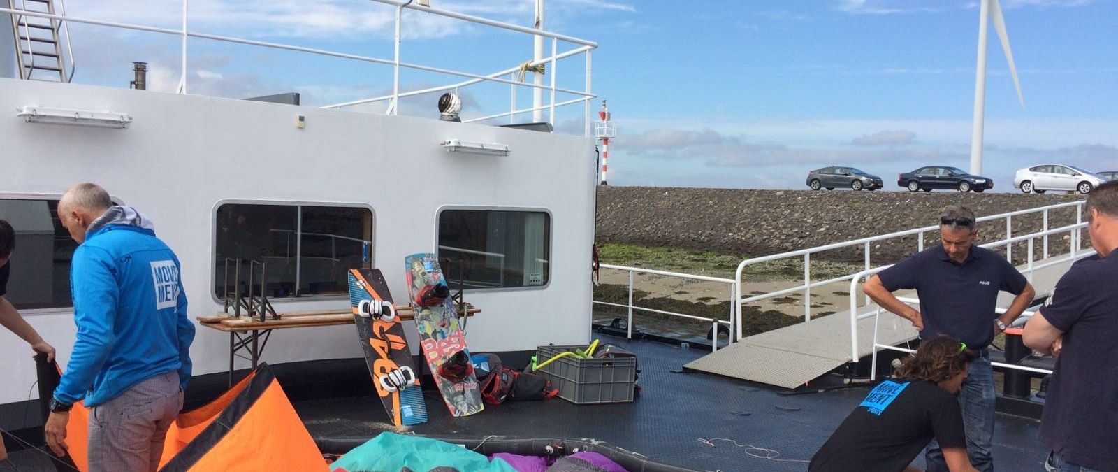 Uitleg van surfinstructeurs